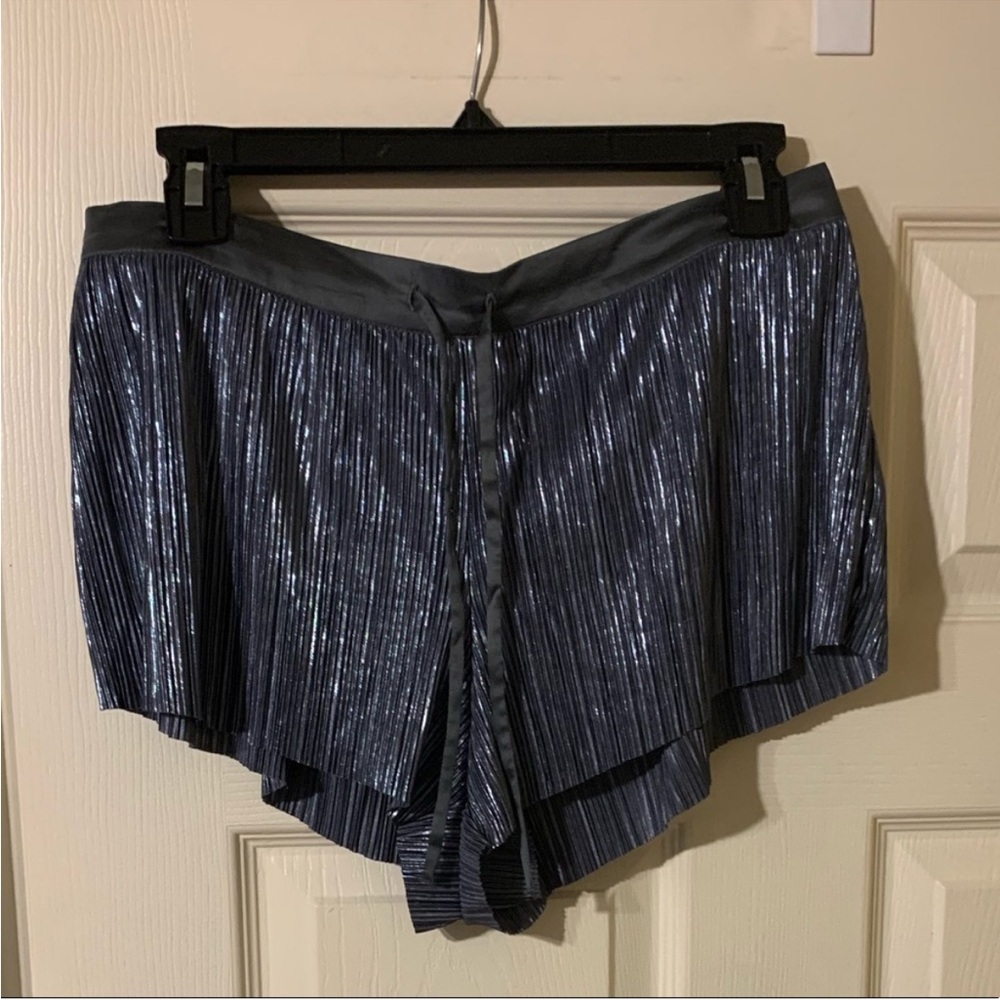 NWOT VICTORIA'S SECRET shimmer lounge shorts